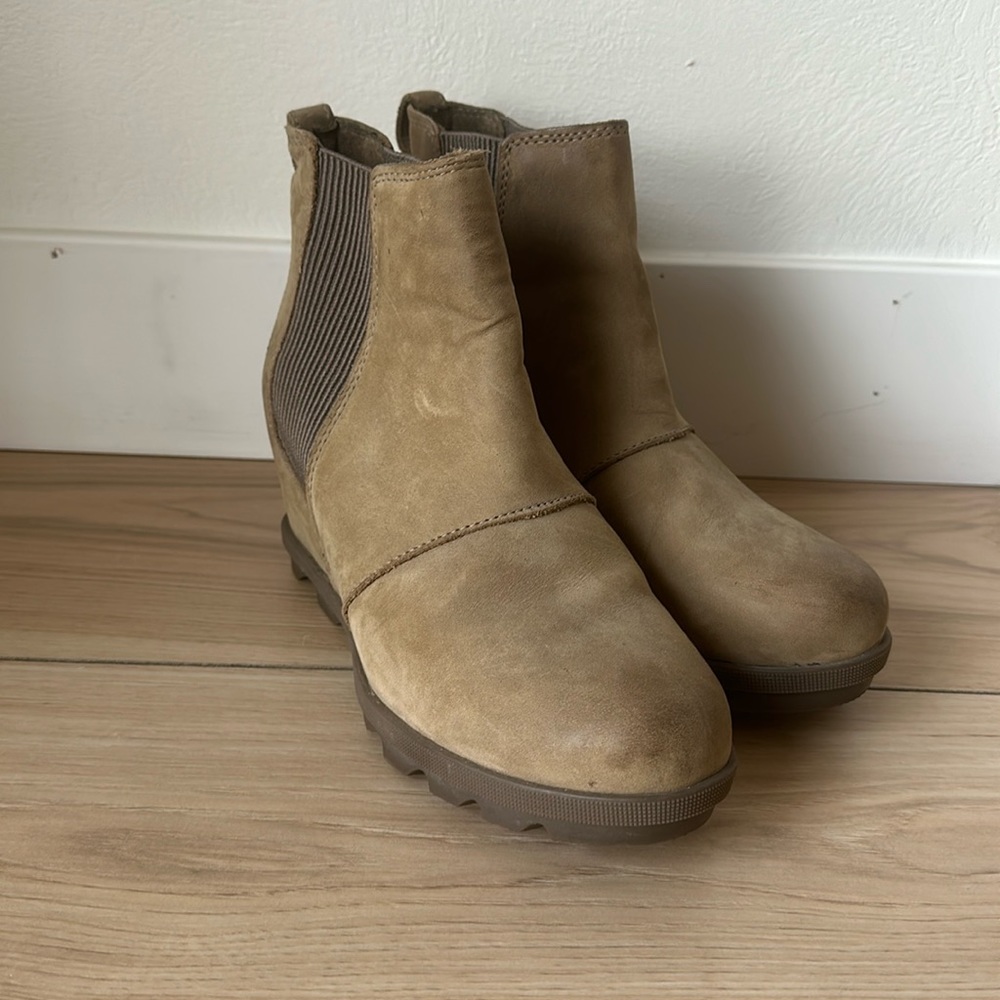 Sorel Joan of Arctic Chelsea Wedge Boots